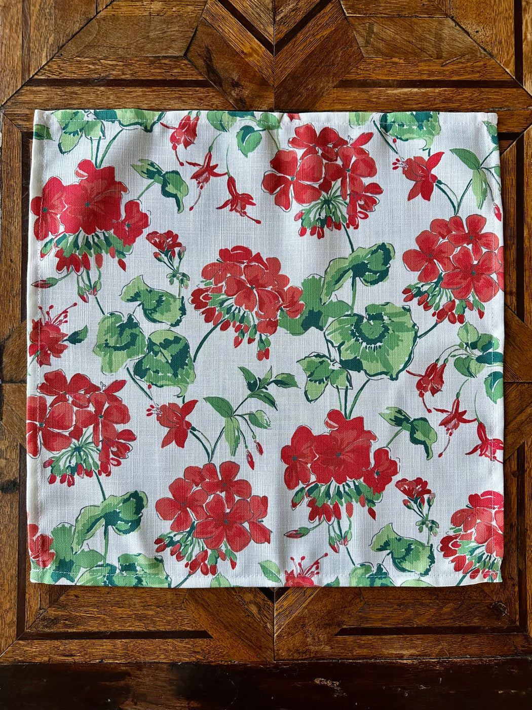 "Cottage Grove" Napkins
