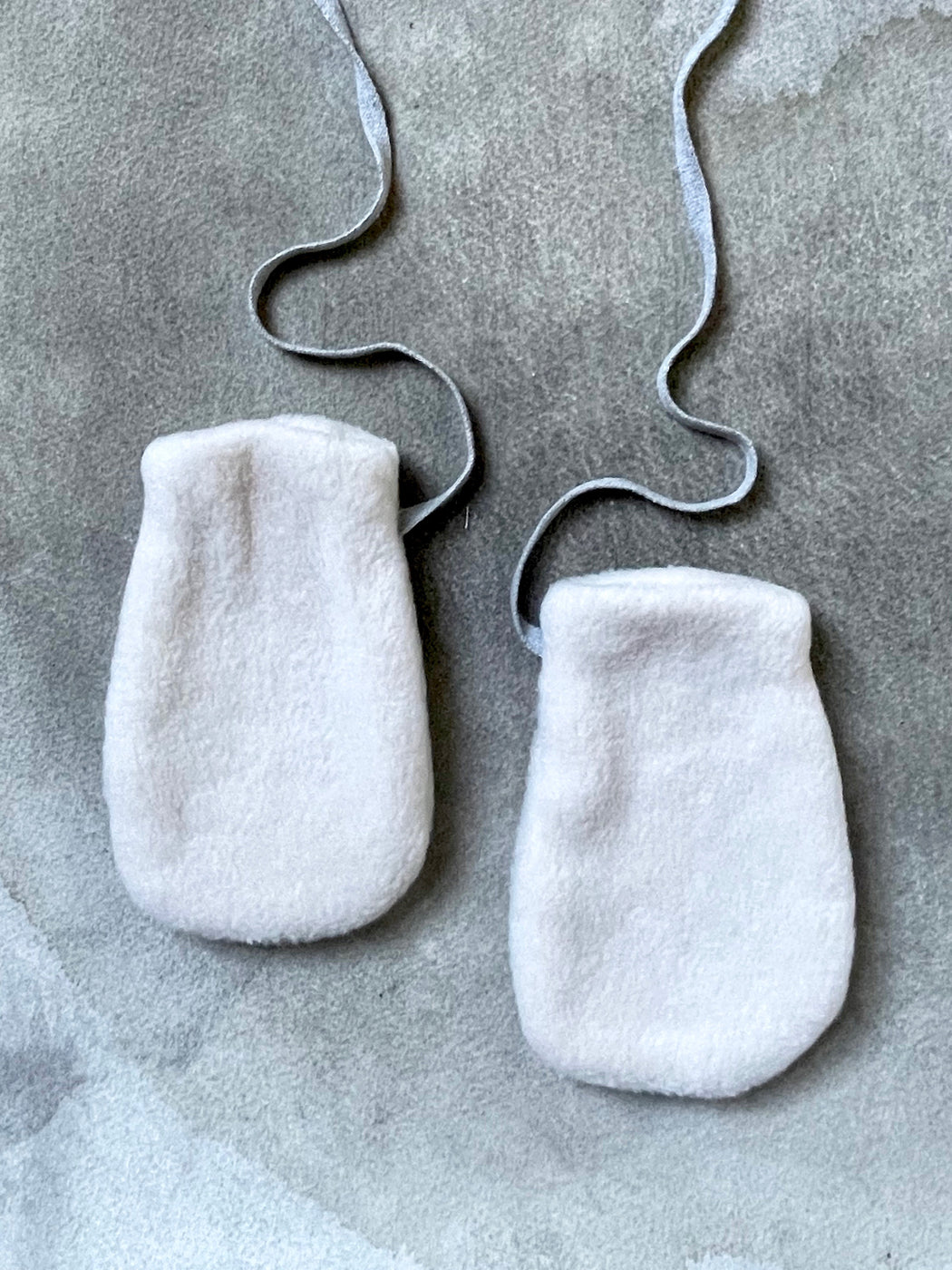 Makie Fleece Mittens - Ivory